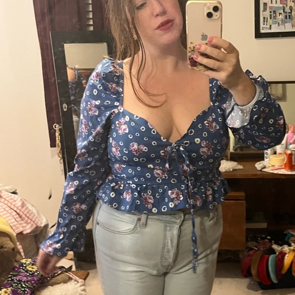 Blue puff sleeve floral summer blouse - Picture 6 of 7